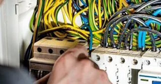 Электрика в частном доме под ключ в Усть-куте - стоимость услуг от 1537 руб.